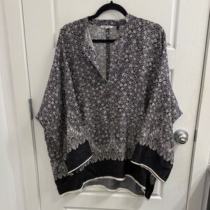 Helmut Lang Persian Floral Kimono Top Black‎ and White Size Small 100% Silk
